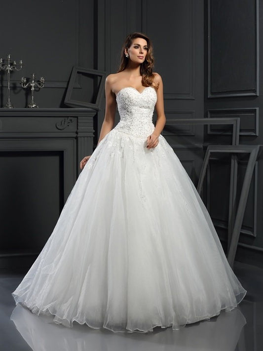 Long Beading Sweetheart Gown Sleeveless Ball Tulle Wedding Dresses
