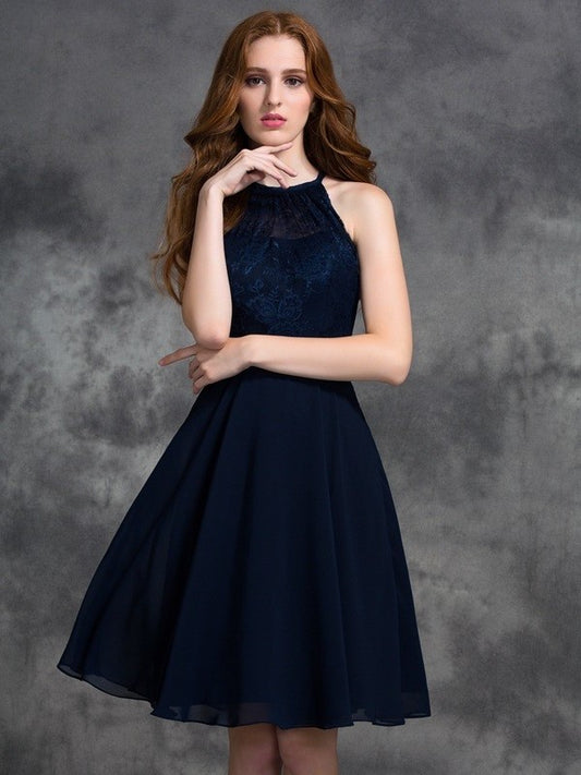 Short Lace Sleeveless Halter A-line/Princess Chiffon Bridesmaid Dresses