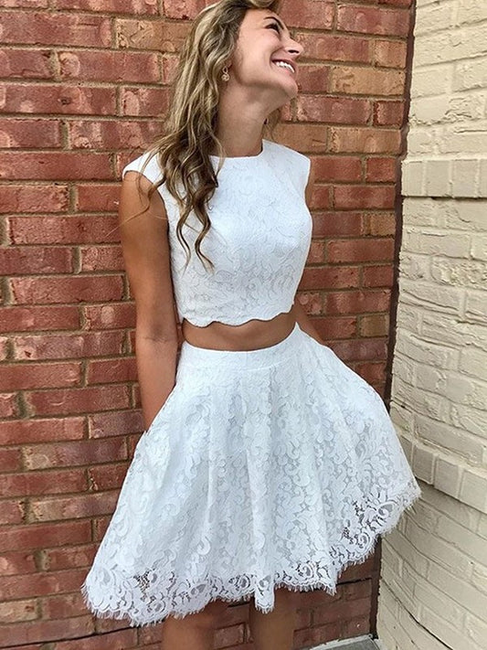 Lace Sleeveless Scoop Lace A-Line/Princess Short/Mini Homecoming Dresses