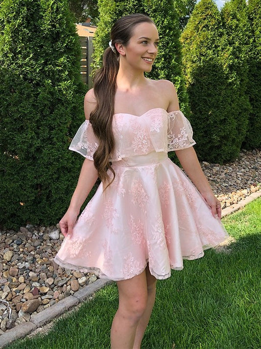 Lace A-Line/Princess Off-the-Shoulder Applique Sleeveless Short/Mini Homecoming Dresses