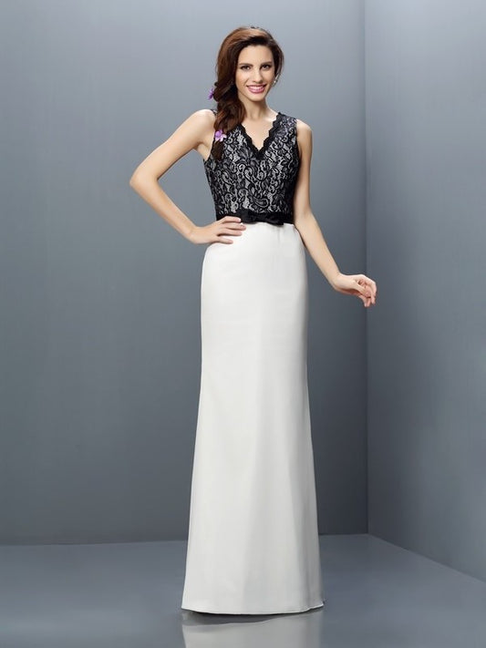 Sheath/Column Long Sleeveless Lace V-neck Chiffon Bridesmaid Dresses
