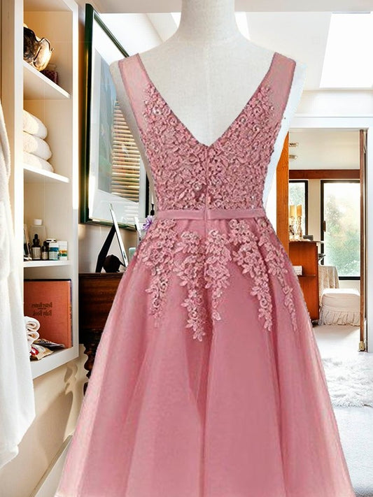 Applique A-Line Short V-neck Cut With Tulle Pink Homecoming Dresses