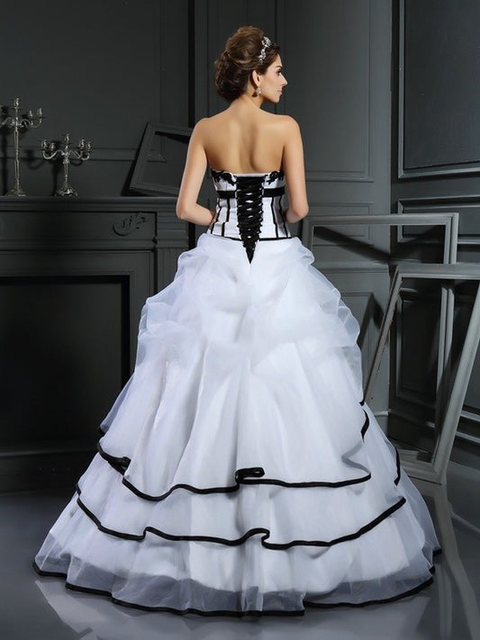 Sweetheart Ball Applique Long Gown Sleeveless Satin Wedding Dresses